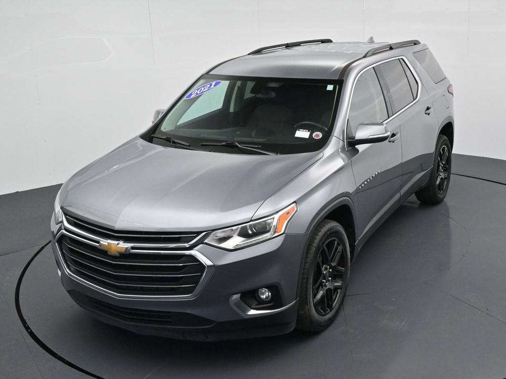 2021 Chevrolet Traverse LT Cloth