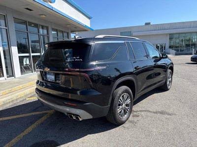 2025 Chevrolet Traverse LT
