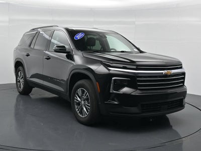 2025 Chevrolet Traverse LT