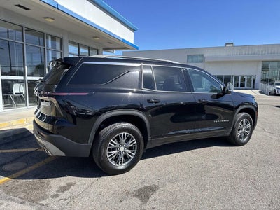 2025 Chevrolet Traverse LT