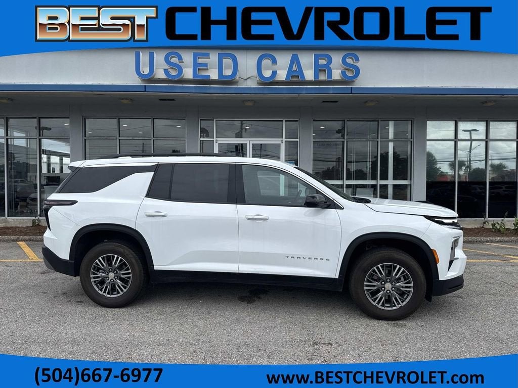 2025 Chevrolet Traverse LT