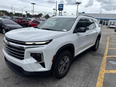 2025 Chevrolet Traverse LT