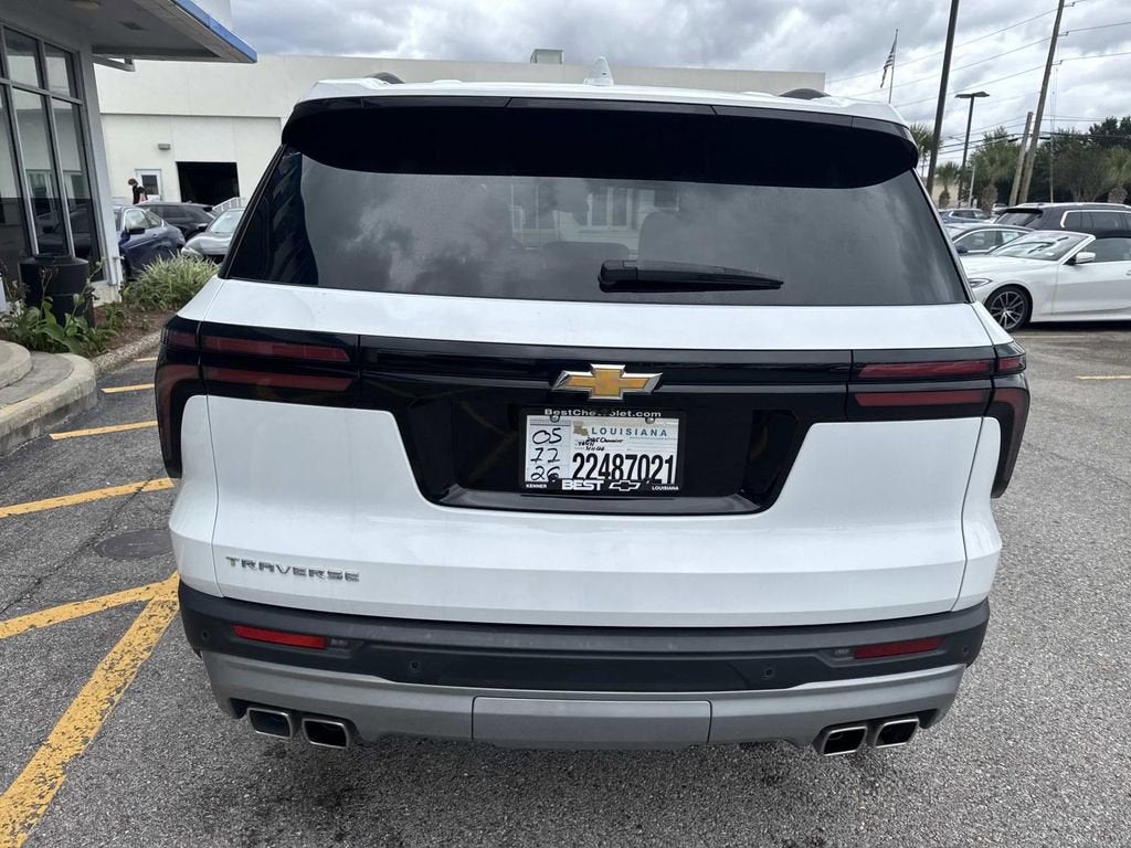 2025 Chevrolet Traverse LT