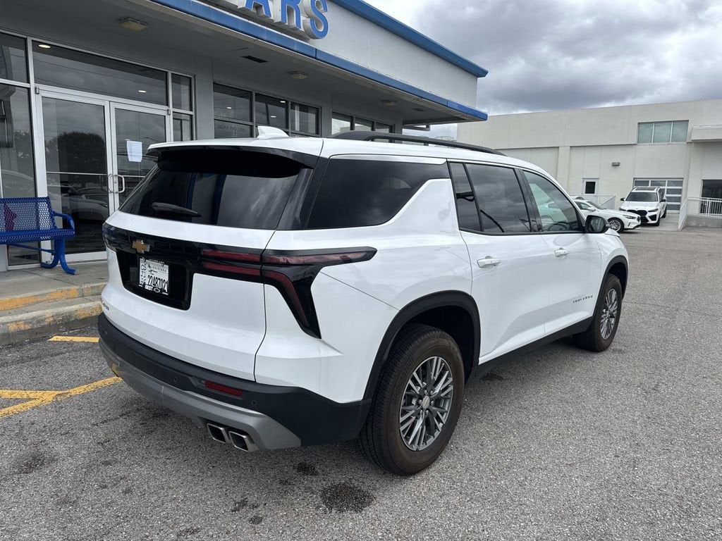 2025 Chevrolet Traverse LT