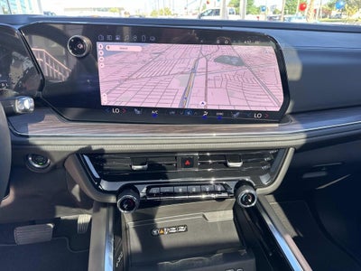 2025 Chevrolet Suburban LT