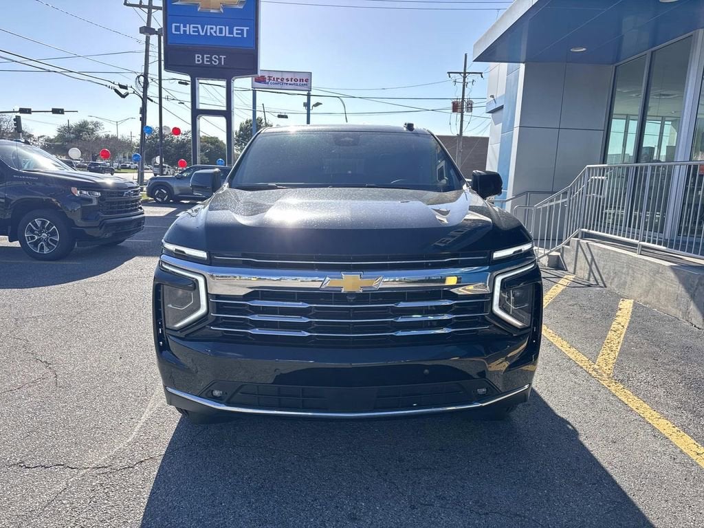 2025 Chevrolet Suburban LT