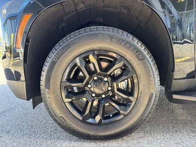2025 Chevrolet Suburban LT
