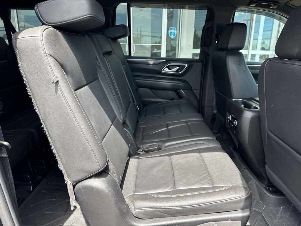 2022 Chevrolet Suburban LT