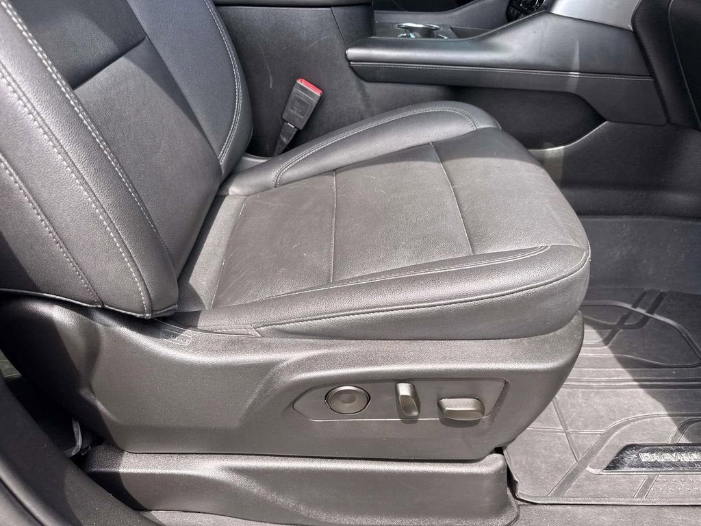 2022 Chevrolet Suburban LT