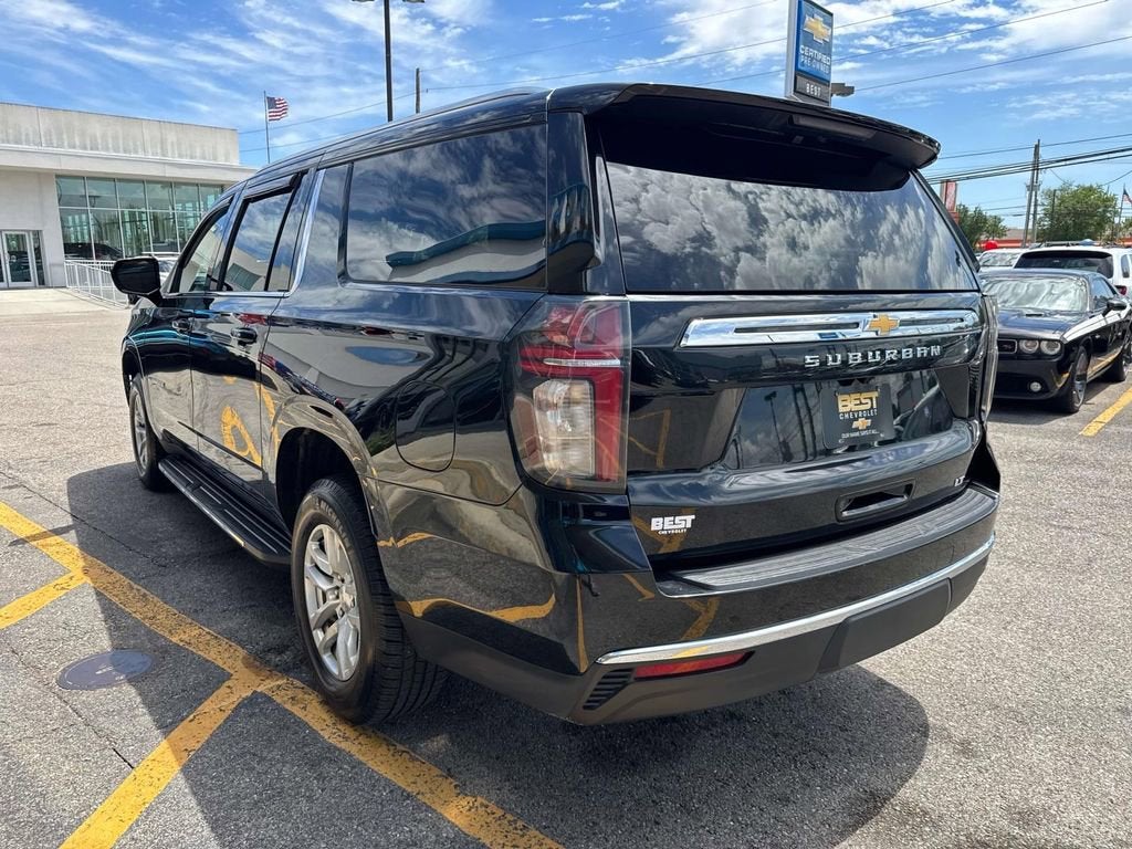 2022 Chevrolet Suburban LT