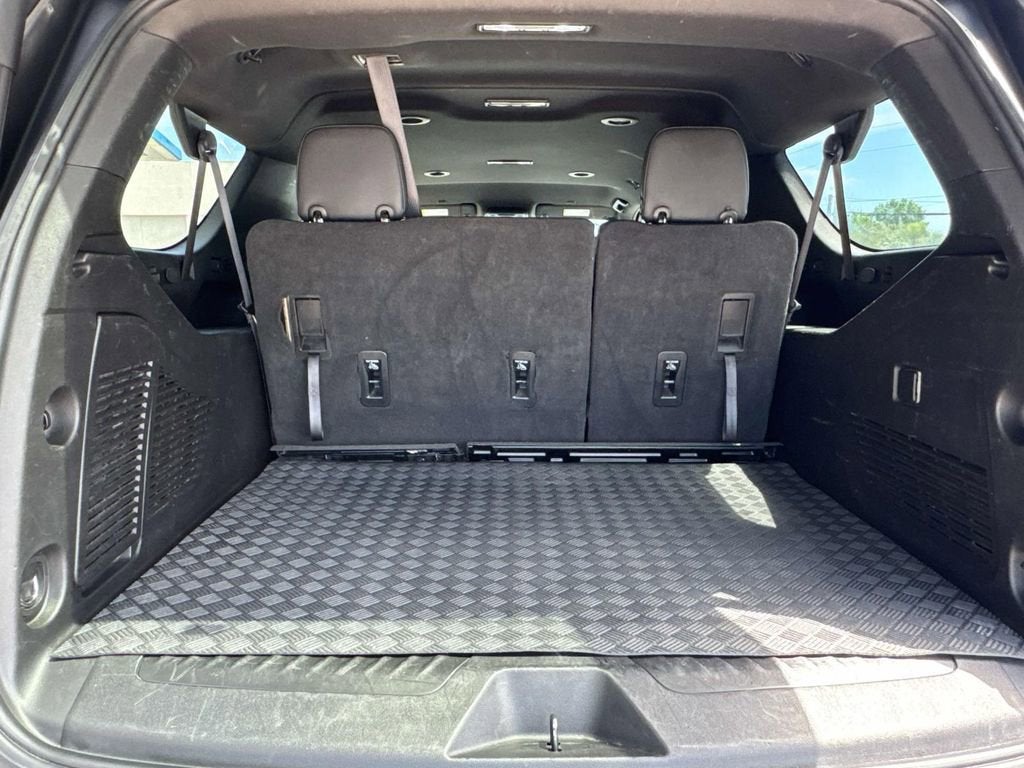 2022 Chevrolet Suburban LT