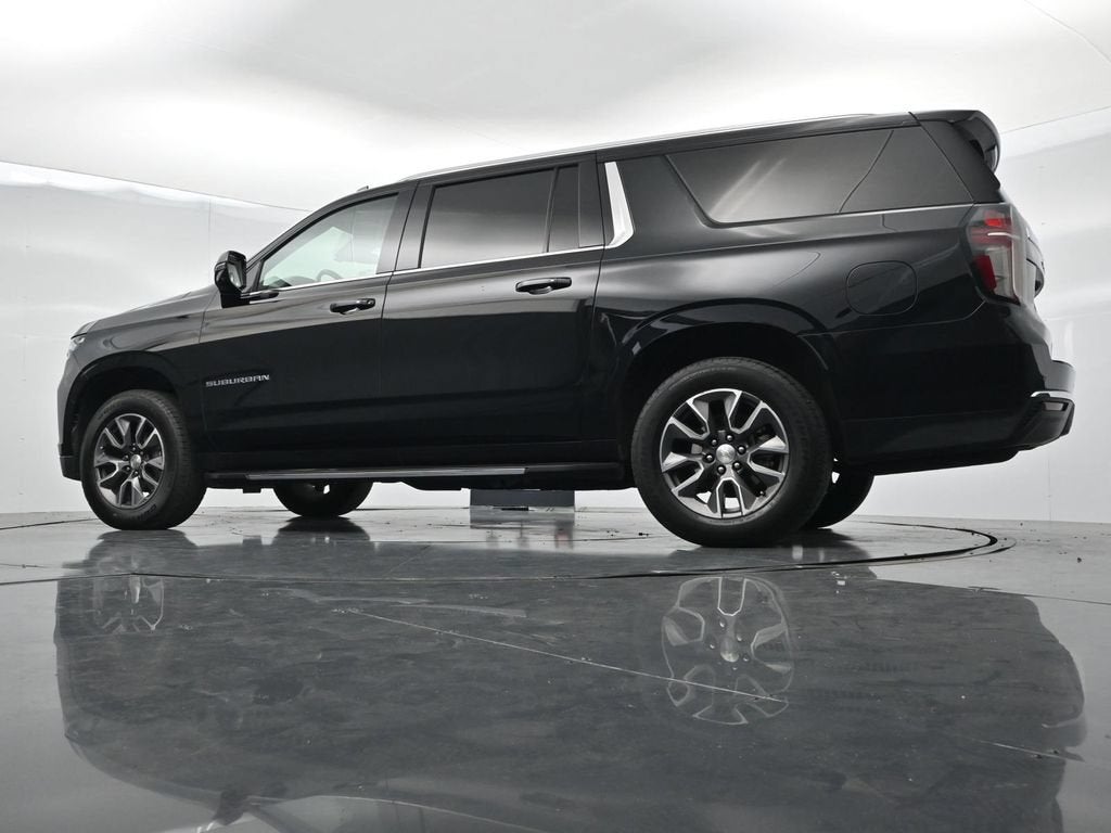 2024 Chevrolet Suburban LT