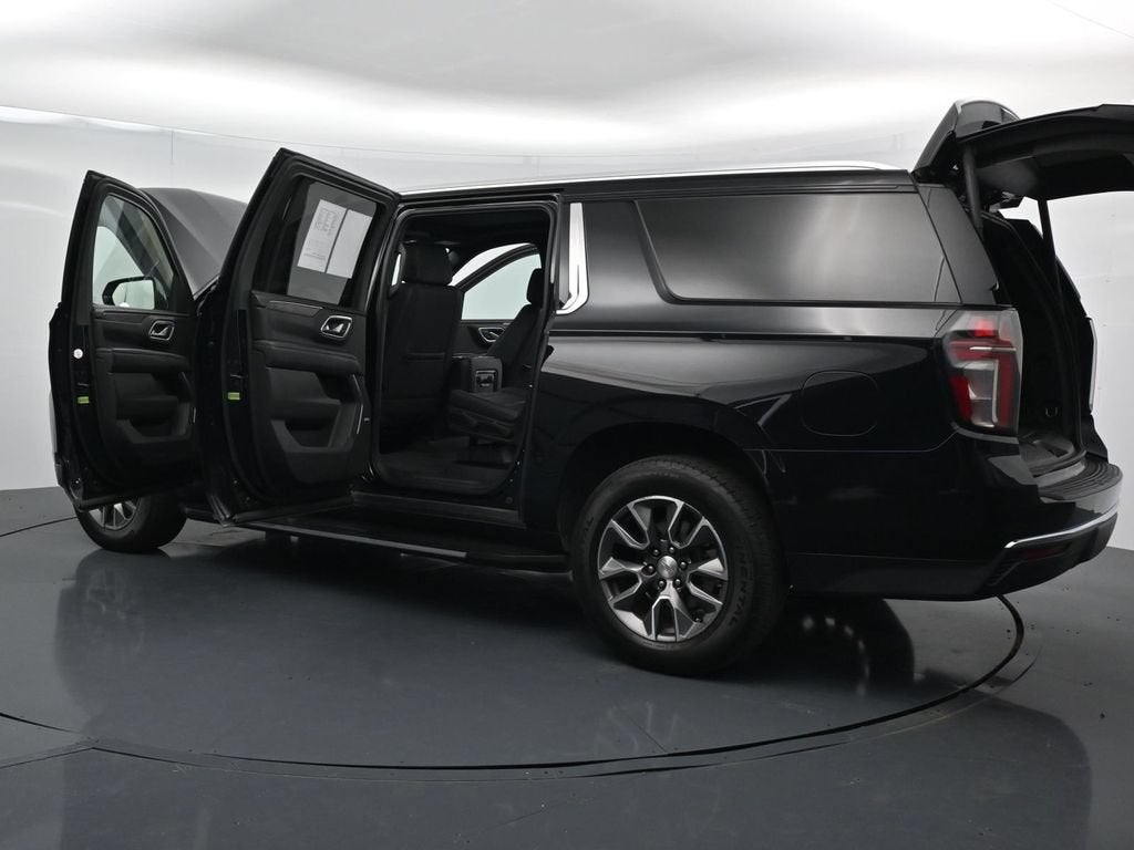 2024 Chevrolet Suburban LT