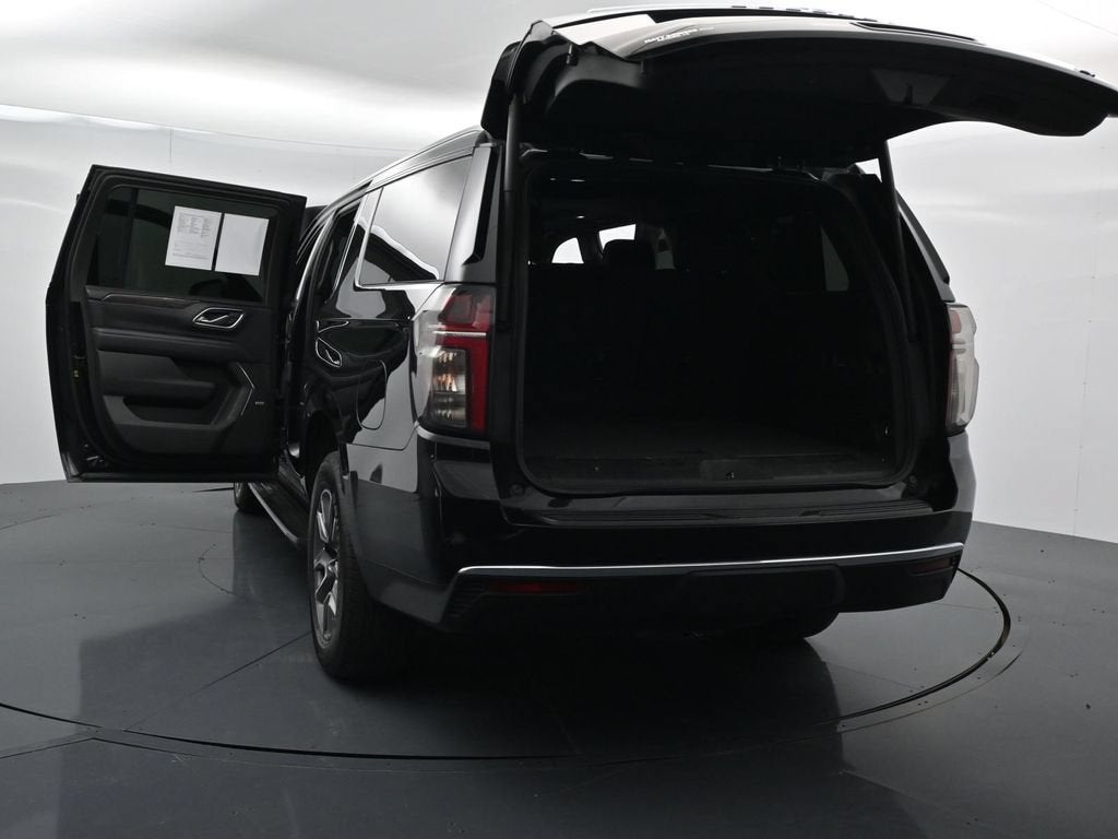 2024 Chevrolet Suburban LT