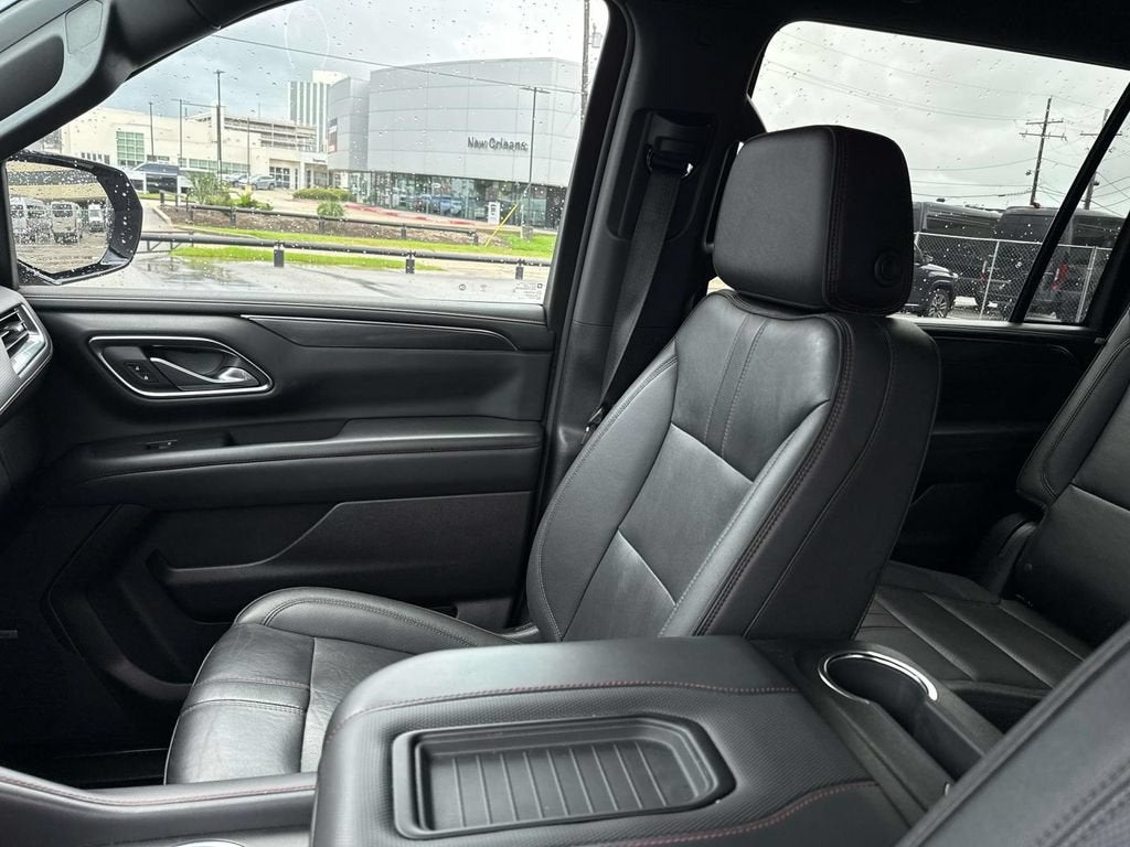 2024 Chevrolet Suburban RST