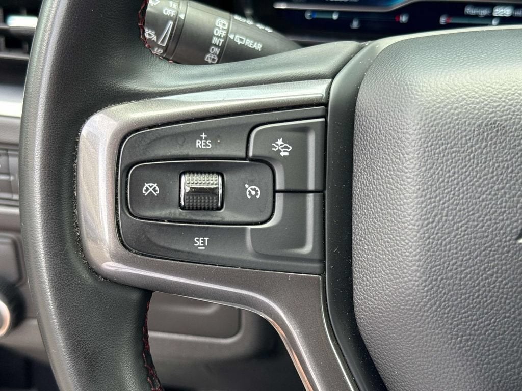 2024 Chevrolet Suburban RST
