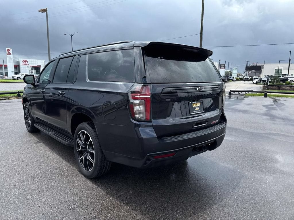 2024 Chevrolet Suburban RST