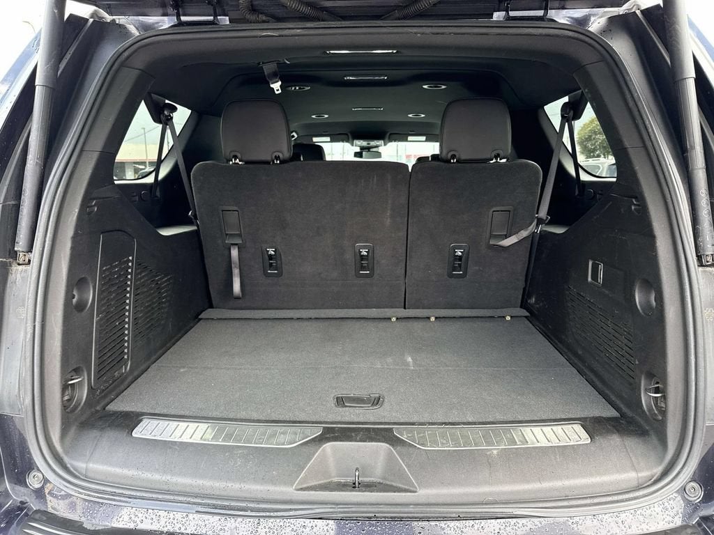 2024 Chevrolet Suburban RST