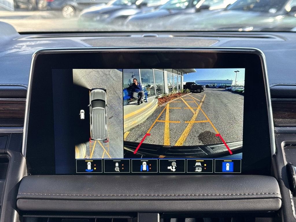 2022 Chevrolet Suburban High Country