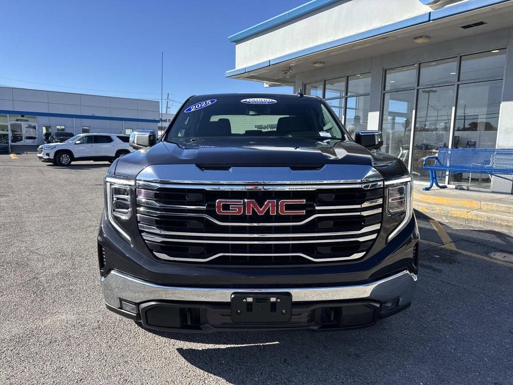 2025 GMC Sierra 1500 SLT
