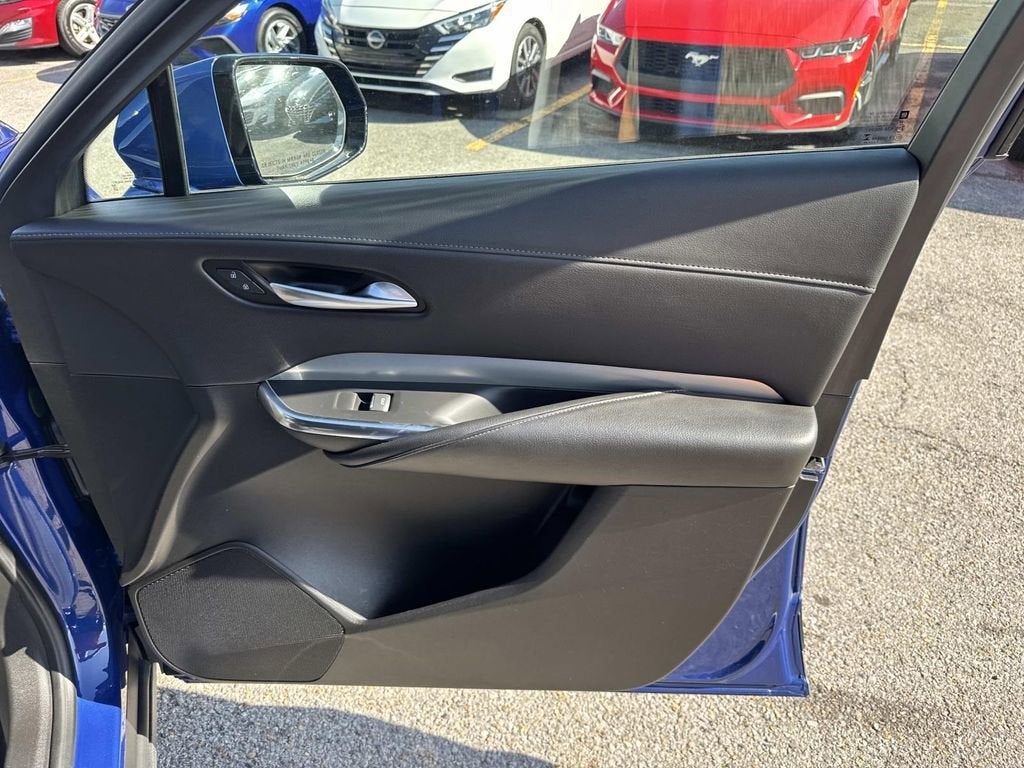 2023 Cadillac XT4 Premium Luxury