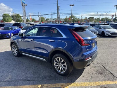 2023 Cadillac XT4 Premium Luxury