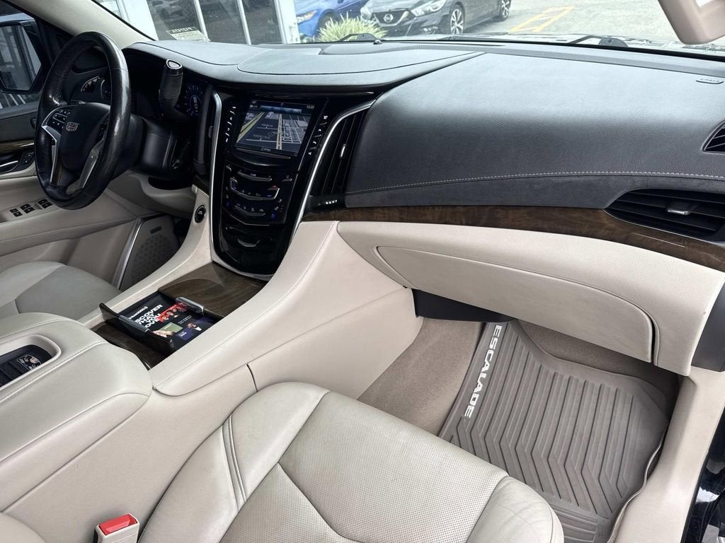 2020 Cadillac Escalade Luxury