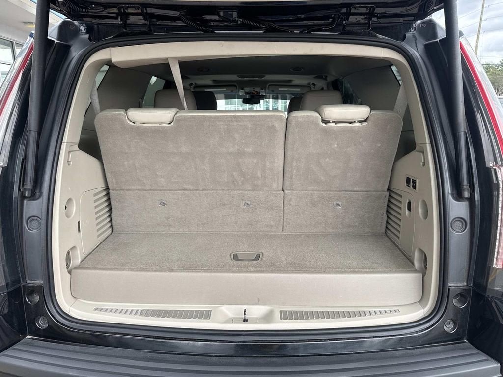 2020 Cadillac Escalade Luxury