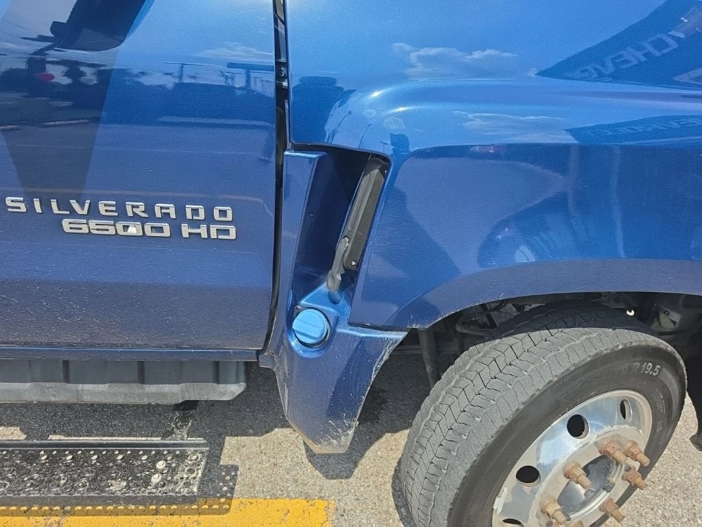 2021 Chevrolet Silverado 6500 HD LT