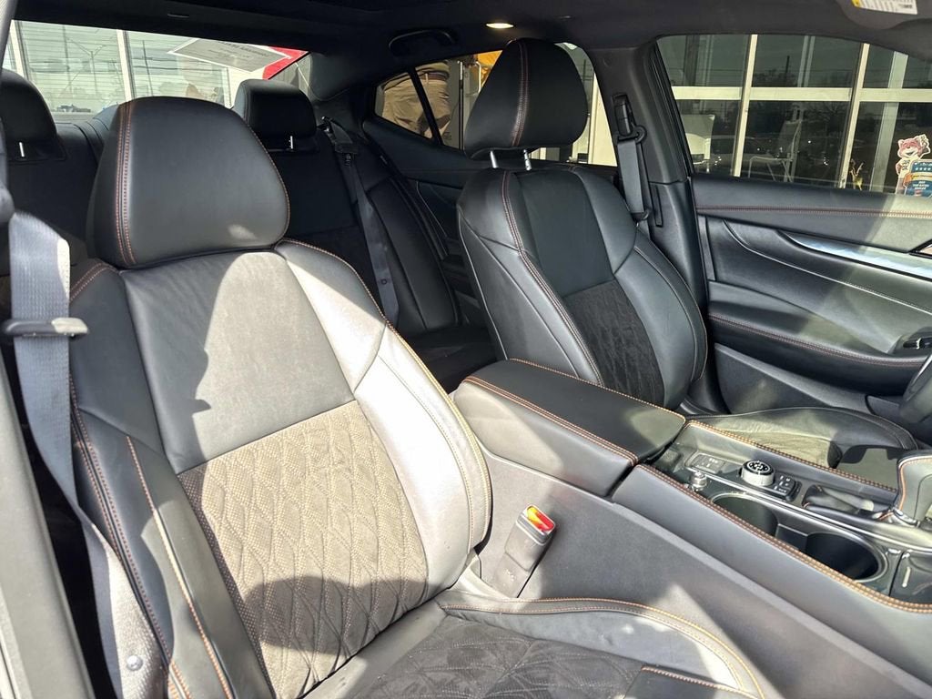 2023 Nissan Maxima SR