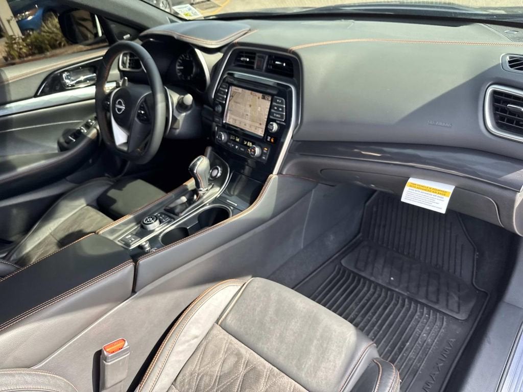 2023 Nissan Maxima SR
