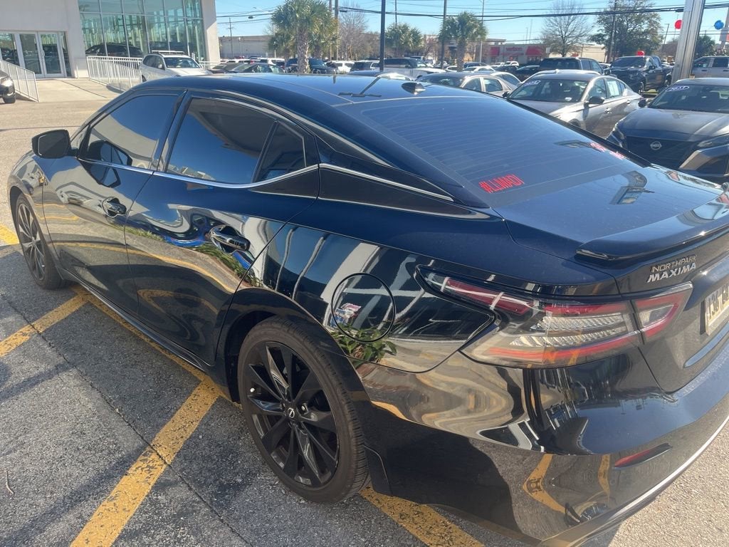 2023 Nissan Maxima SR
