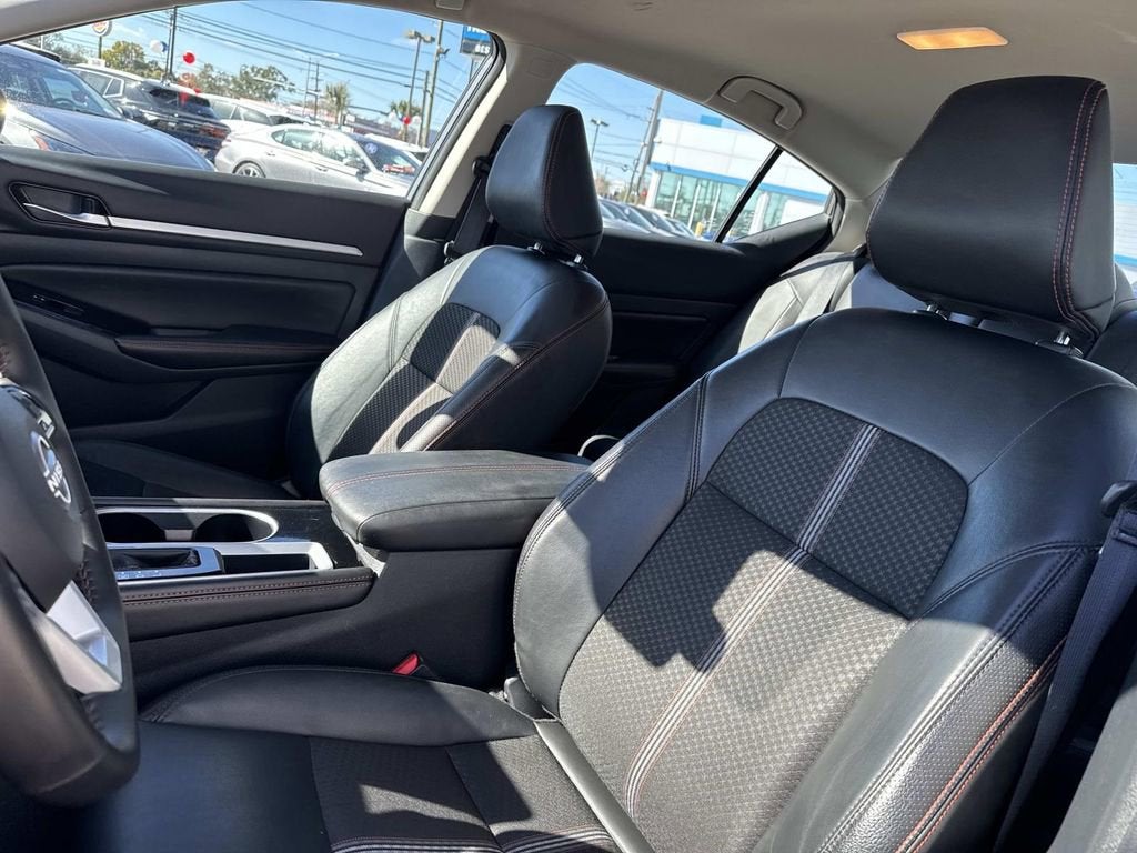 2025 Nissan Altima SR