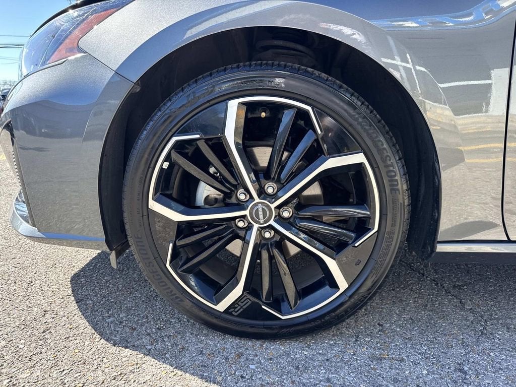 2025 Nissan Altima SR