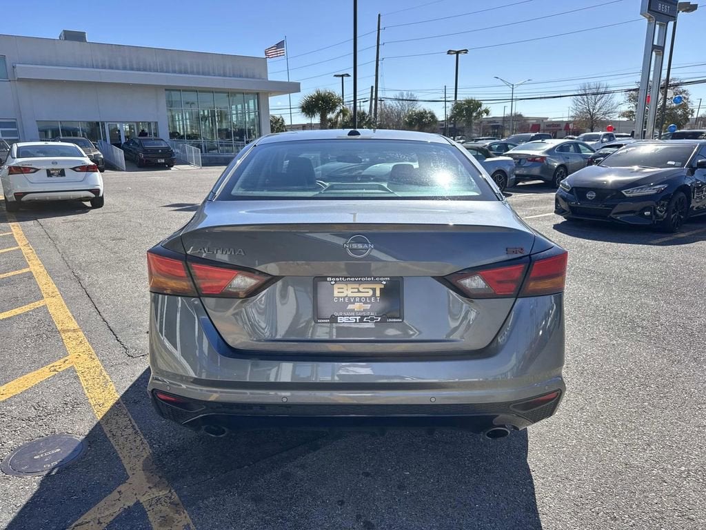 2025 Nissan Altima SR