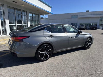 2025 Nissan Altima SR