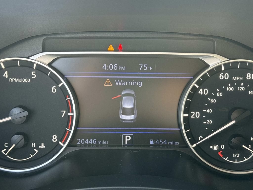 2025 Nissan Altima SR