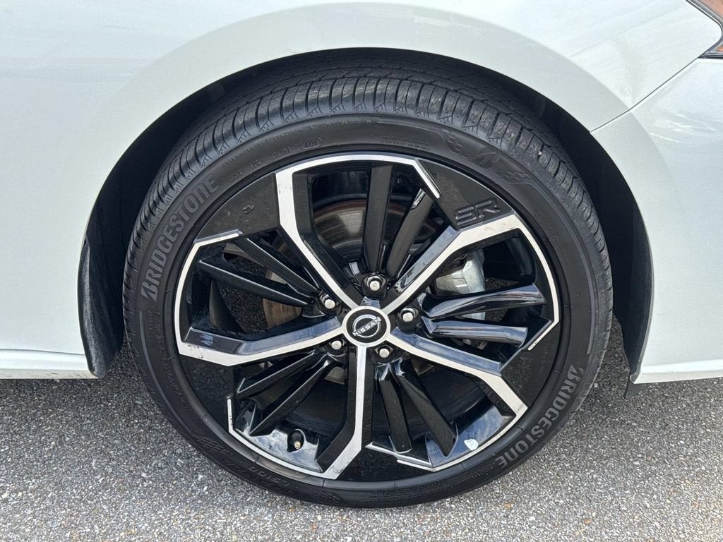 2025 Nissan Altima SR