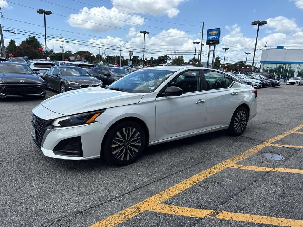 2025 Nissan Altima SV