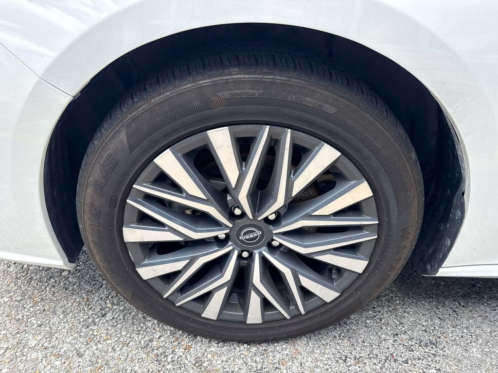 2025 Nissan Altima SV