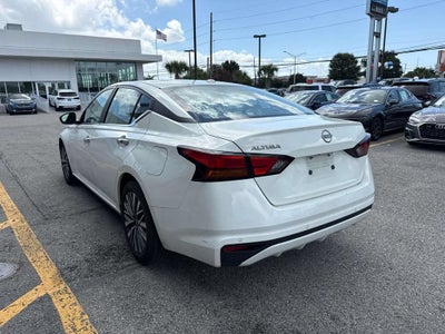 2025 Nissan Altima SV