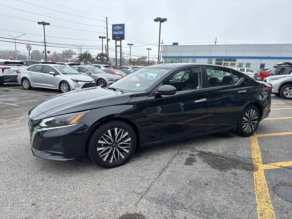 2024 Nissan Altima 2.5 SV