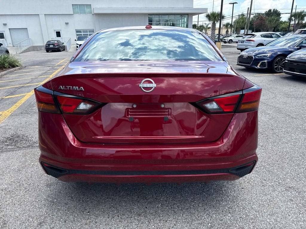 2025 Nissan Altima SV