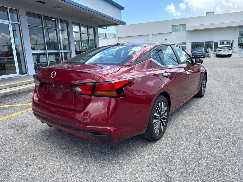 2025 Nissan Altima SV