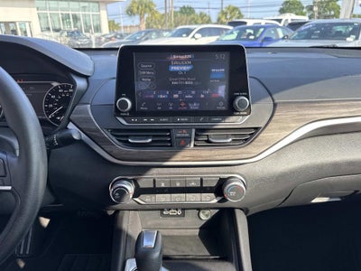 2025 Nissan Altima SV