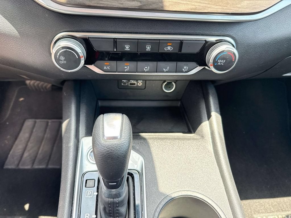 2025 Nissan Altima SV