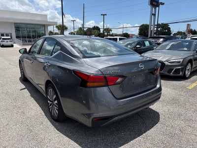 2025 Nissan Altima SV
