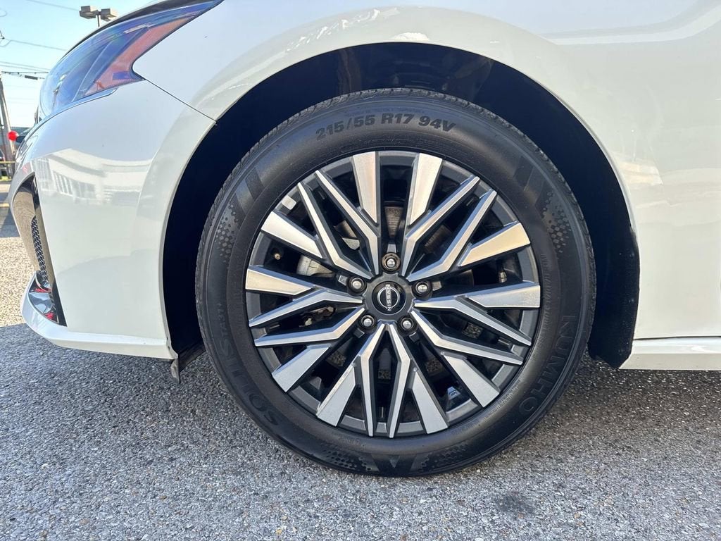 2025 Nissan Altima SV