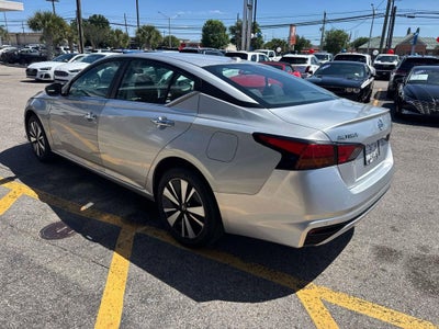 2022 Nissan Altima 2.5 SV