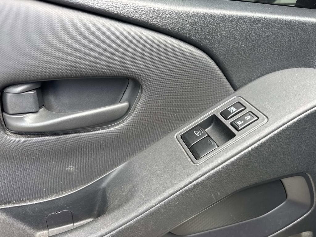 2023 Nissan Frontier S